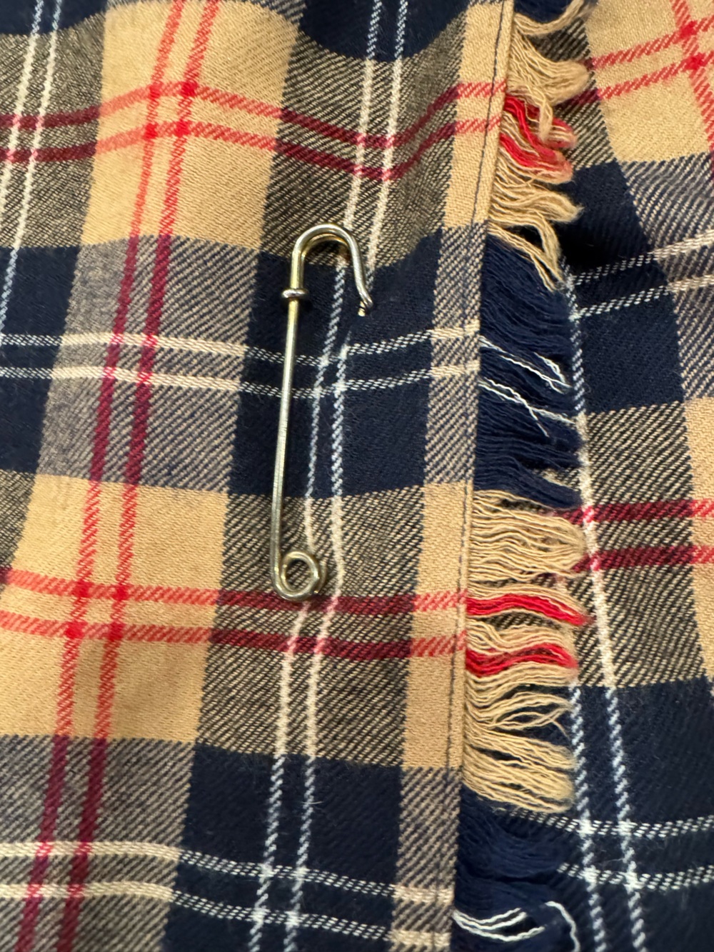 Vintage Wool Midi Plaid Skirt Preppy with Original Pin Size 0 XS Flawed - Picture 4 of 9